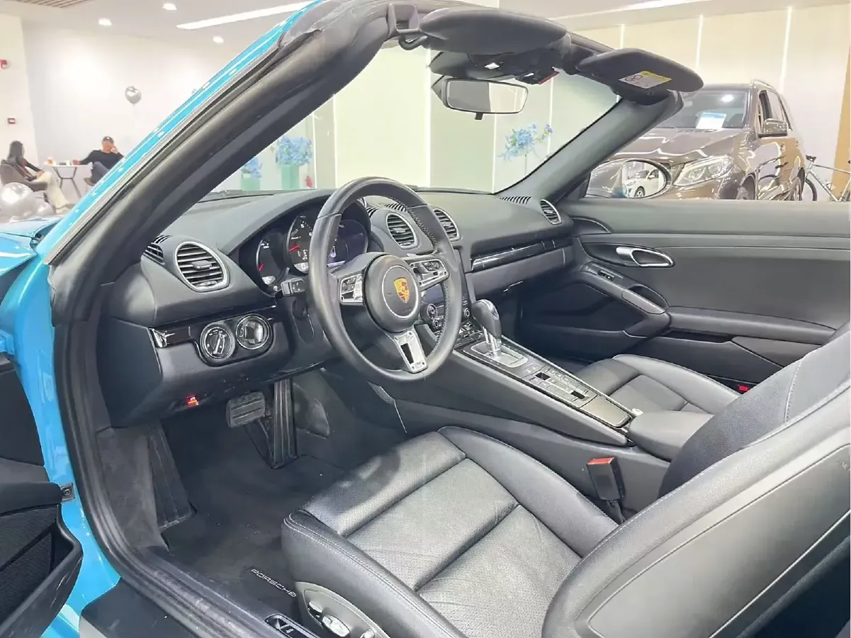 2019 Porsche 718 2.0T 300HP H4 7DCT,autocango,china used car exporter,china ev exporter,chinese used car exporter,chinese used ev exporter