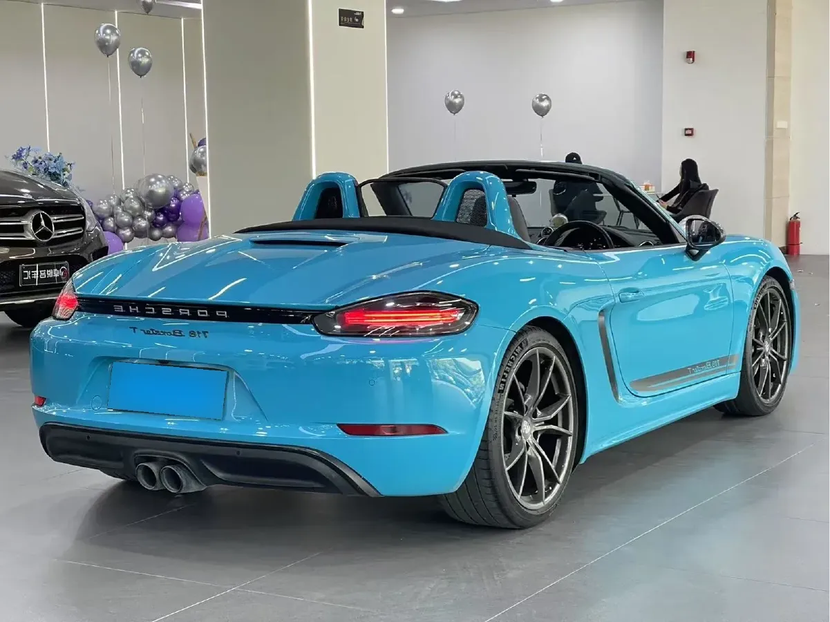 2019 Porsche 718 2.0T 300HP H4 7DCT,autocango,china used car exporter,china ev exporter,chinese used car exporter,chinese used ev exporter