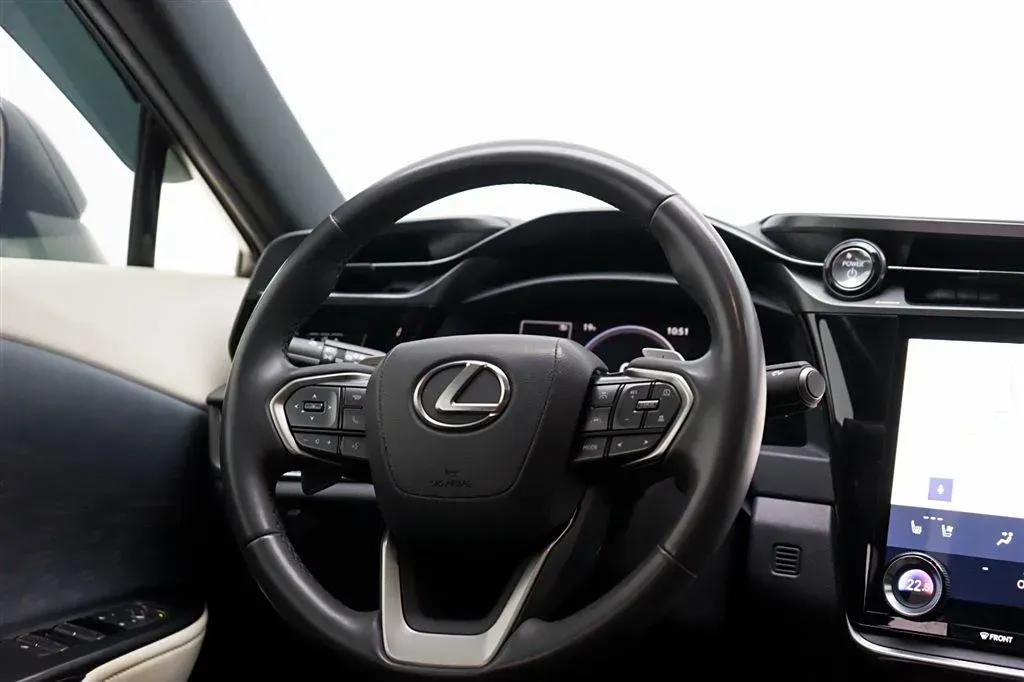 2023 Lexus RZ BEV 66KWH,autocango,china used car exporter,china ev exporter,chinese used car exporter,chinese used ev exporter