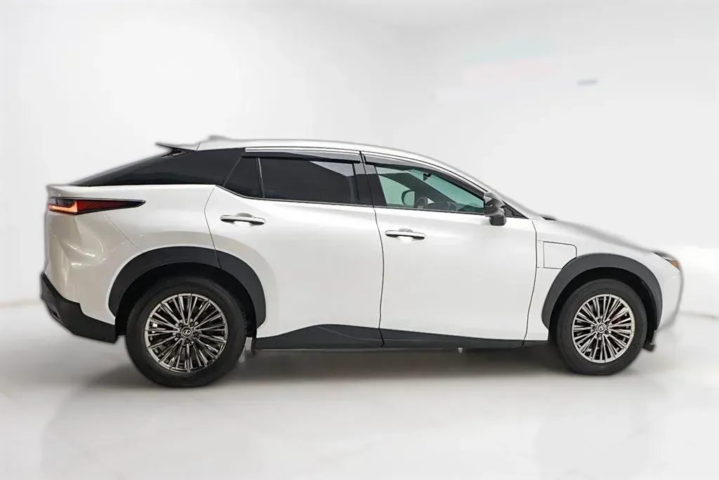 2023 Lexus RZ BEV 66KWH,autocango,china used car exporter,china ev exporter,chinese used car exporter,chinese used ev exporter