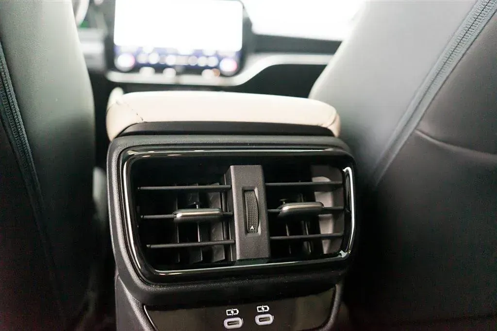 2023 Lexus RZ BEV 66KWH,autocango,china used car exporter,china ev exporter,chinese used car exporter,chinese used ev exporter