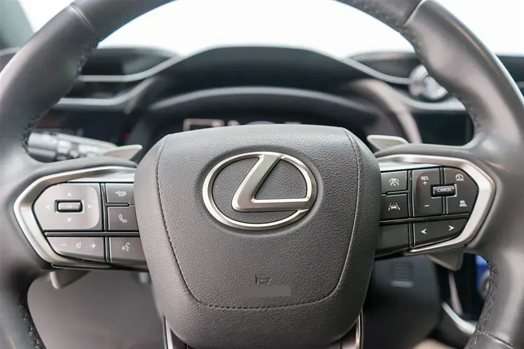 2023 Lexus RZ BEV 66KWH,autocango,china used car exporter,china ev exporter,chinese used car exporter,chinese used ev exporter