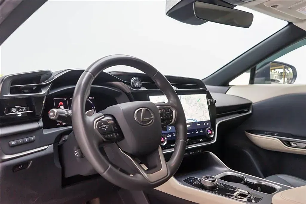 2023 Lexus RZ BEV 66KWH,autocango,china used car exporter,china ev exporter,chinese used car exporter,chinese used ev exporter