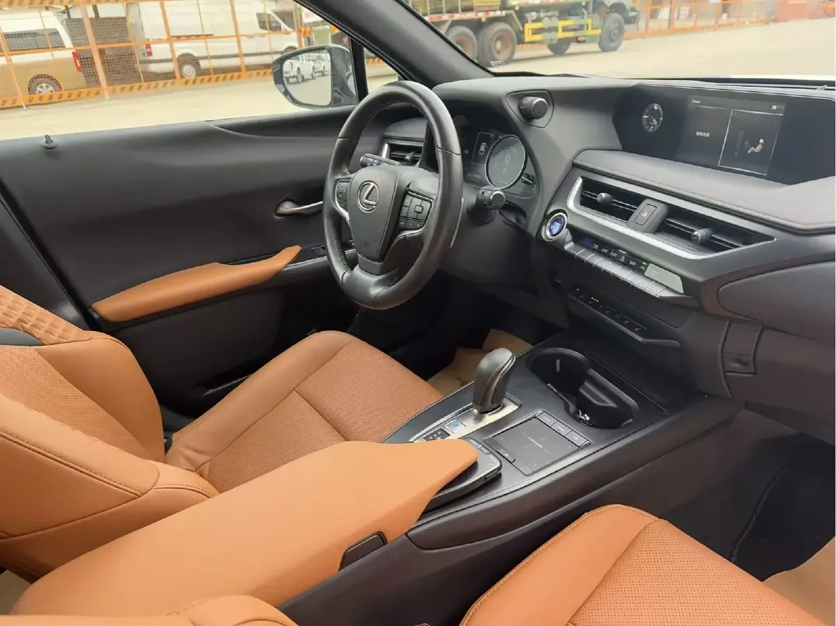 2020 Lexus UX BEV 54.35KWH,autocango,china used car exporter,china ev exporter,chinese used car exporter,chinese used ev exporter