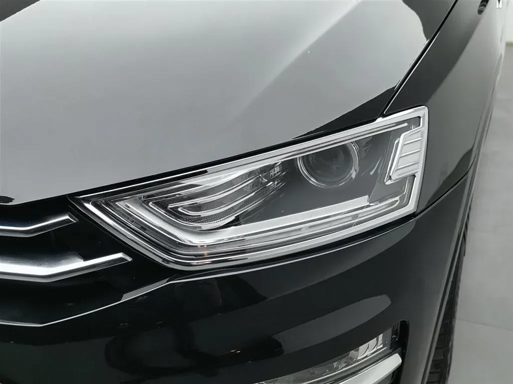 2016 Zotye SR7 1.5T 150HP L4 5MT,autocango,china used car exporter,china ev exporter,chinese used car exporter,chinese used ev exporter