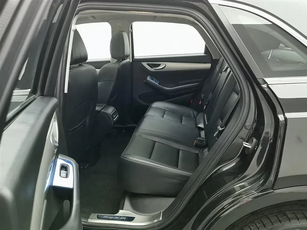 2016 Zotye SR7 1.5T 150HP L4 5MT,autocango,china used car exporter,china ev exporter,chinese used car exporter,chinese used ev exporter