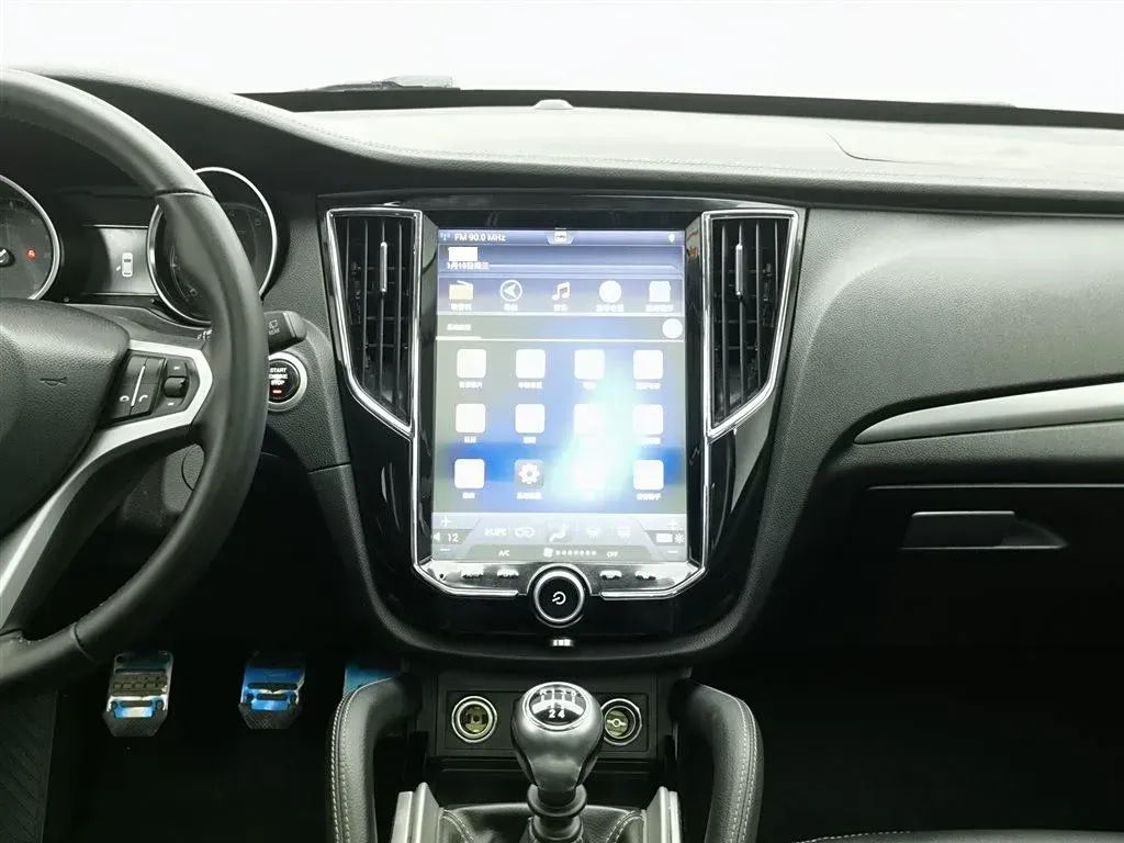 2016 Zotye SR7 1.5T 150HP L4 5MT,autocango,china used car exporter,china ev exporter,chinese used car exporter,chinese used ev exporter