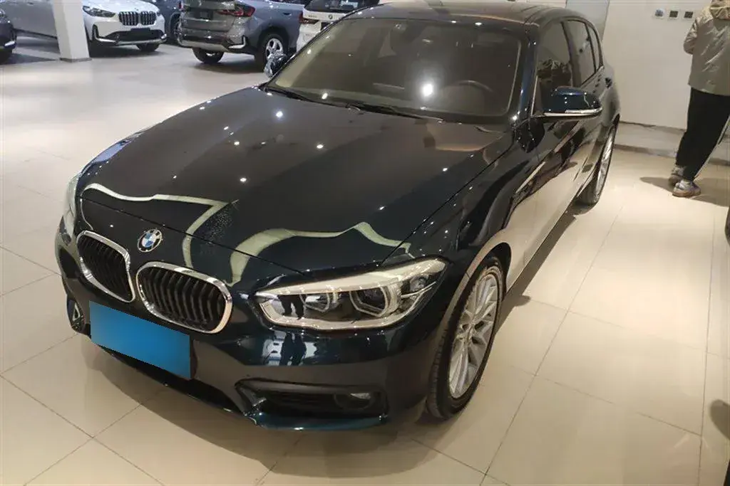 2015 BMW 1 Series 1.6T 177HP L4 8AT