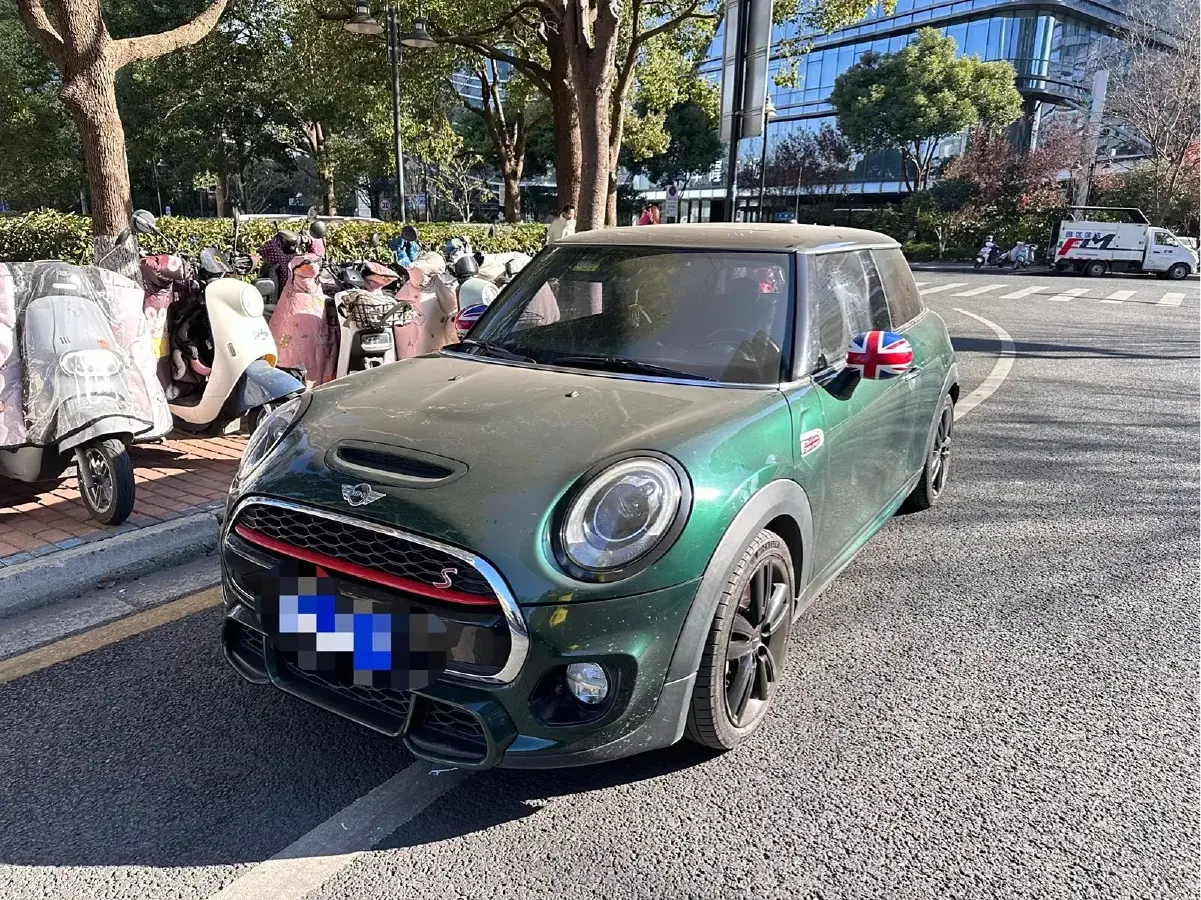 2017 MINI JCW 2.0T 231HP L4 6AT