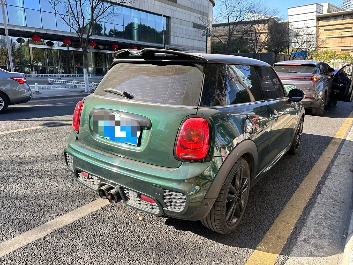 2017 MINI JCW 2.0T 231HP L4 6AT,autocango,china used car exporter,china ev exporter,chinese used car exporter,chinese used ev exporter