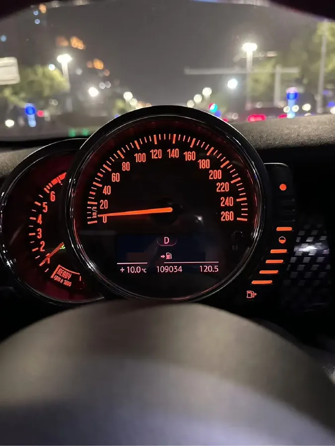 2017 MINI JCW 2.0T 231HP L4 6AT,autocango,china used car exporter,china ev exporter,chinese used car exporter,chinese used ev exporter