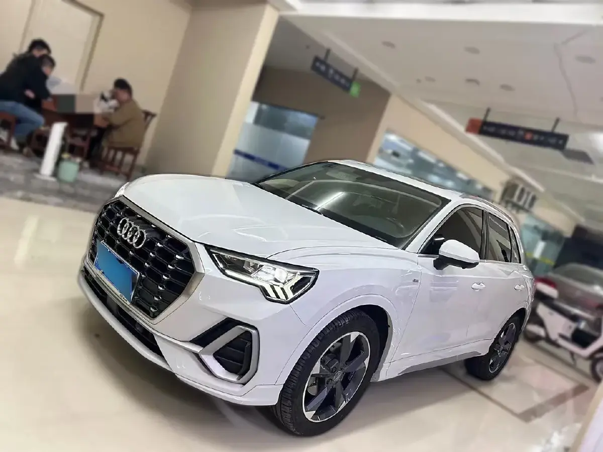 2019 Audi Q3 1.4T 150HP L4 7DCT