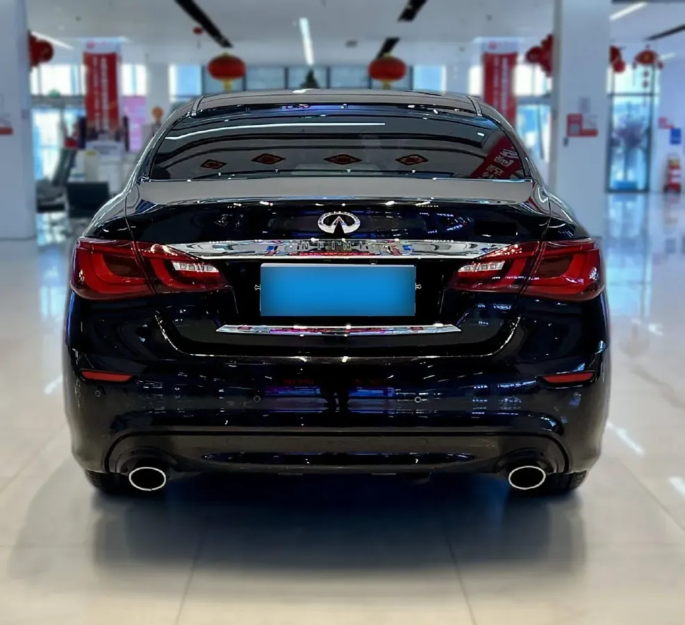 2015 Infiniti Q70 2.5L 222HP V6 7AT,autocango,china used car exporter,china ev exporter,chinese used car exporter,chinese used ev exporter