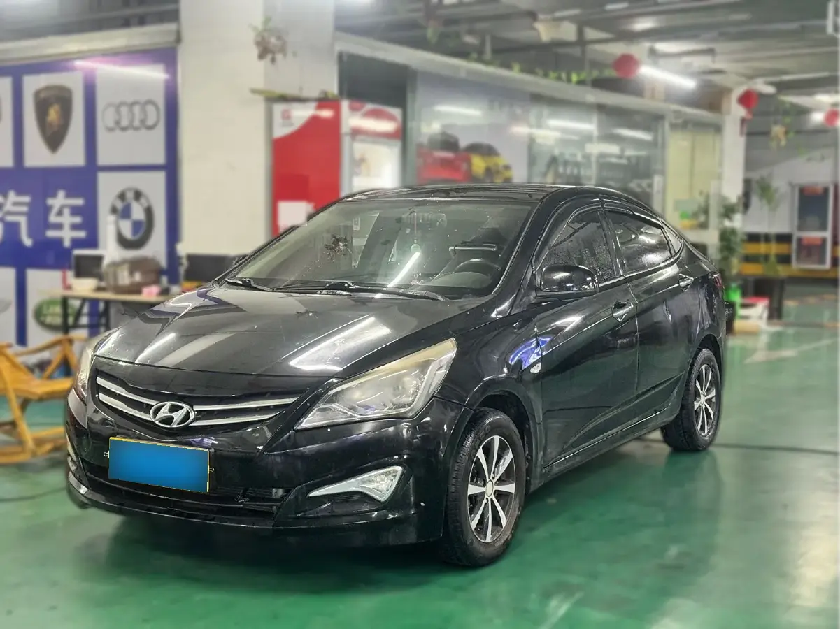 2014 Hyundai Reina 1.4L 107HP L4 5MT