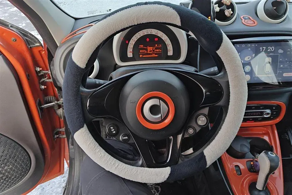 2016 Smart smart forfour 1.0L 71HP L3 6DCT,autocango,china used car exporter,china ev exporter,chinese used car exporter,chinese used ev exporter