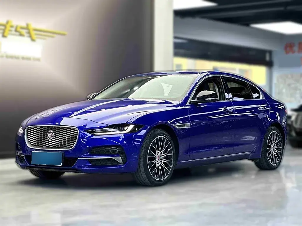 2020 Jaguar XEL 2.0T 200HP L4 8AT
