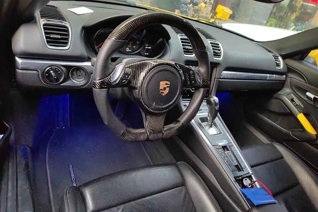 2013 Porsche Boxster 2.7L 265HP H6 7DCT,autocango,china used car exporter,china ev exporter,chinese used car exporter,chinese used ev exporter