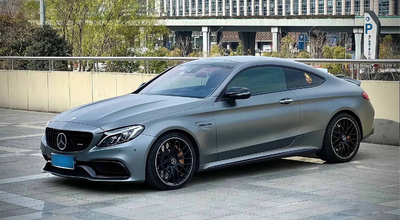 2016 Mercedes-Benz C AMG 4.0T 510HP V8 7AT