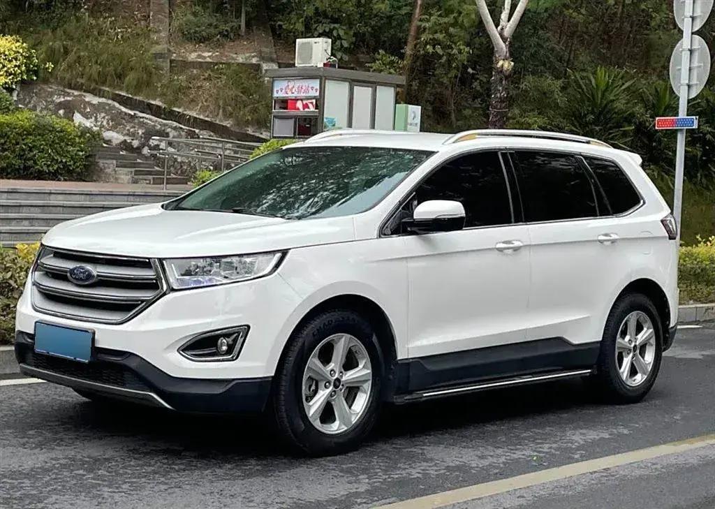 2015 Ford Edge 2.0T 245HP L4 6AT