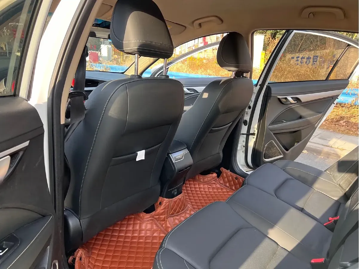 2018 Geely Vision S1 1.5L 109HP L4 5MT,autocango,china used car exporter,china ev exporter,chinese used car exporter,chinese used ev exporter