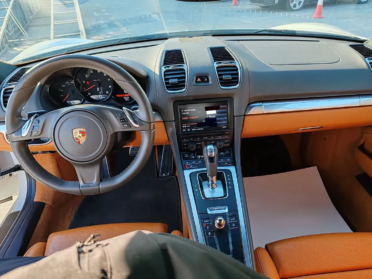 2013 Porsche Cayman 2.7L 275HP H6 7DCT,autocango,china used car exporter,china ev exporter,chinese used car exporter,chinese used ev exporter