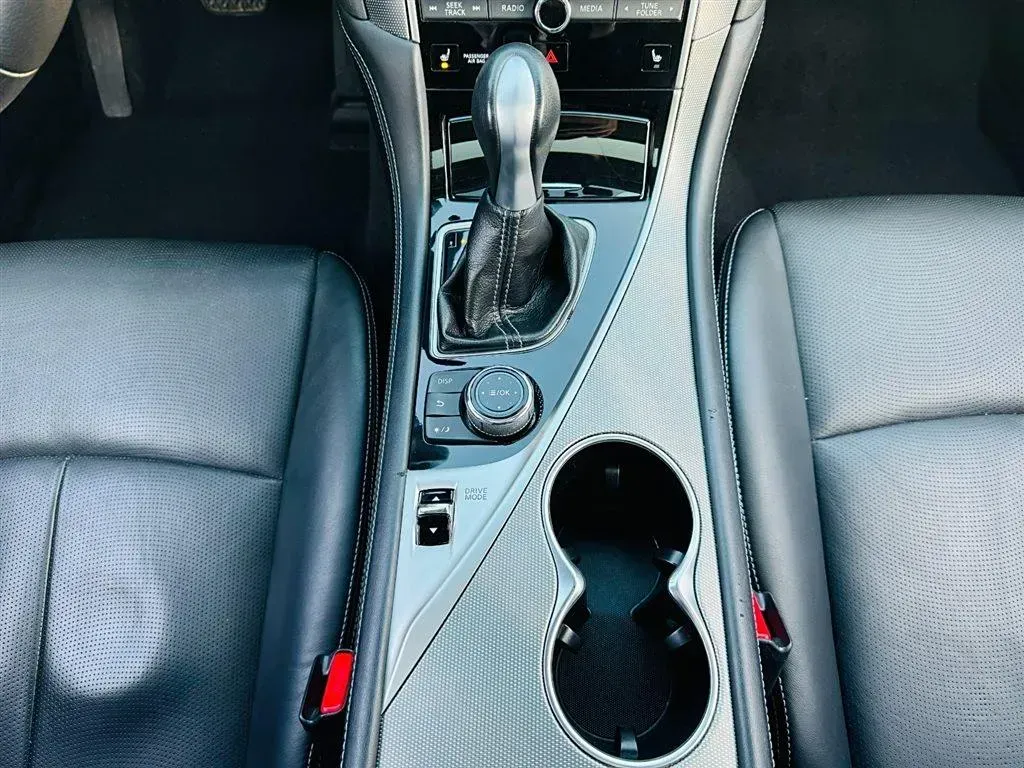 2014 Infiniti Q50 3.7L 351HP V6 7AT,autocango,china used car exporter,china ev exporter,chinese used car exporter,chinese used ev exporter