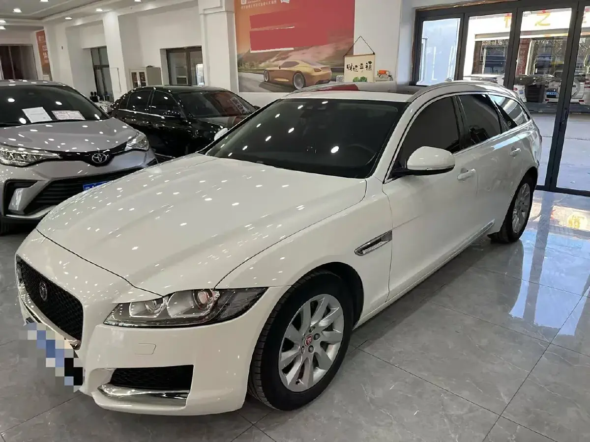 2018 Jaguar XF 2.0T 250HP L4 8AT