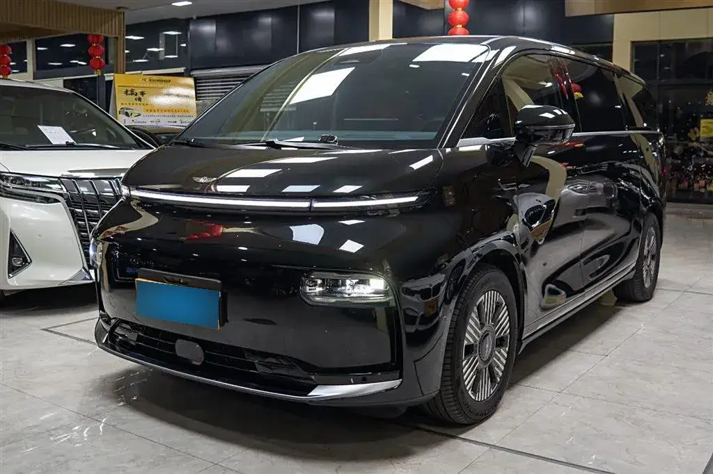 2024 LEVC L380 BEV 140KWH