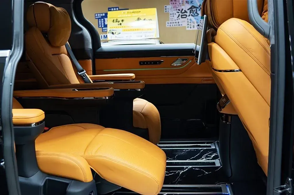 2024 LEVC L380 BEV 140KWH,autocango,china used car exporter,china ev exporter,chinese used car exporter,chinese used ev exporter