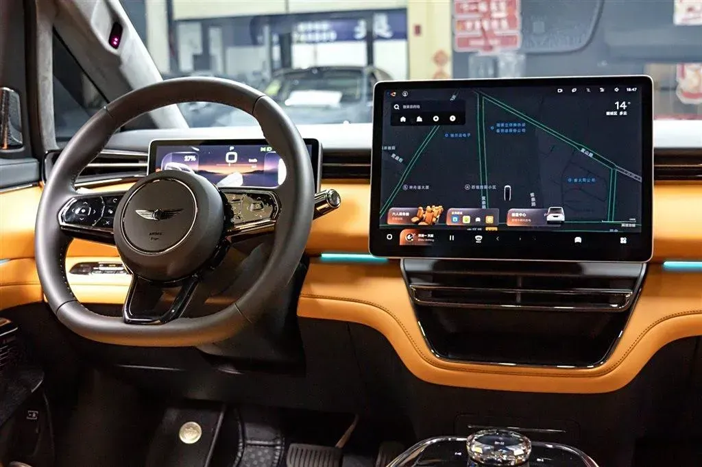 2024 LEVC L380 BEV 140KWH,autocango,china used car exporter,china ev exporter,chinese used car exporter,chinese used ev exporter