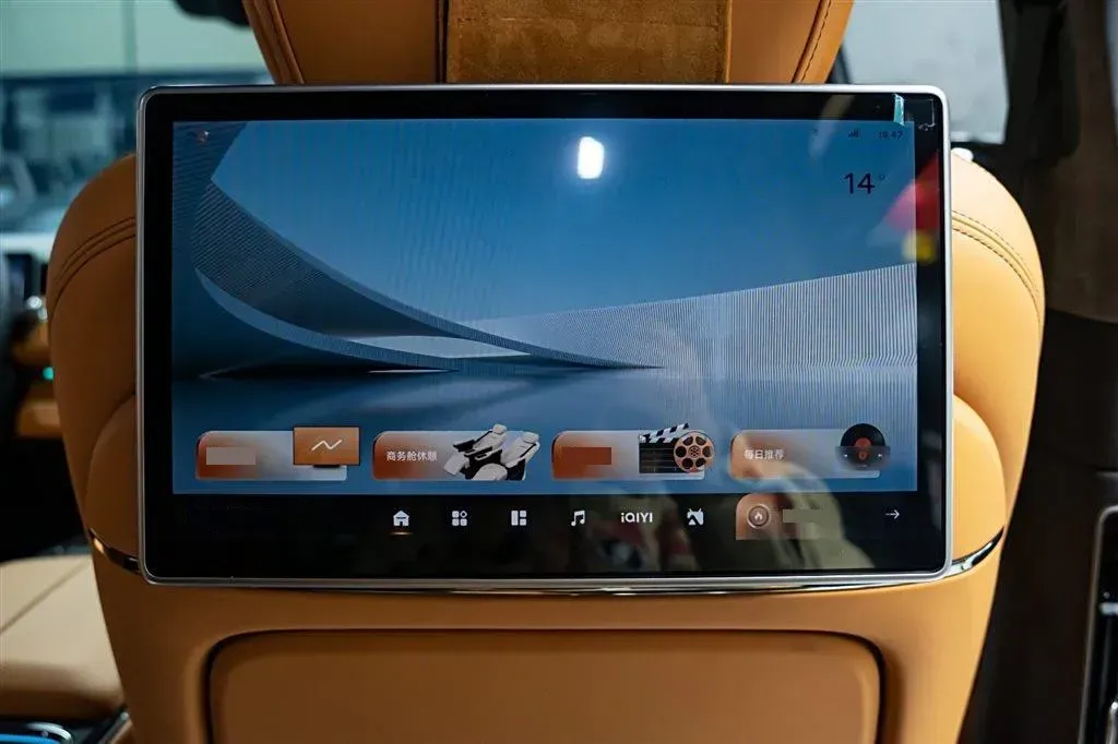 2024 LEVC L380 BEV 140KWH,autocango,china used car exporter,china ev exporter,chinese used car exporter,chinese used ev exporter