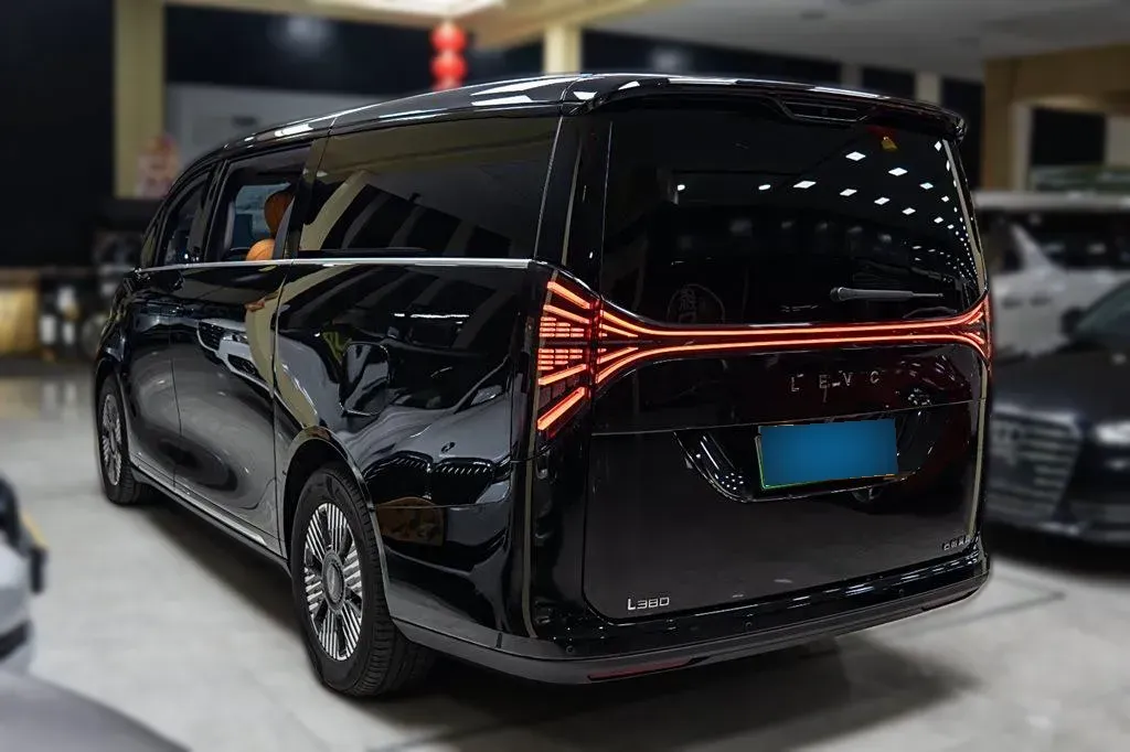 2024 LEVC L380 BEV 140KWH,autocango,china used car exporter,china ev exporter,chinese used car exporter,chinese used ev exporter