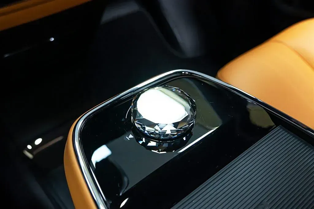 2024 LEVC L380 BEV 140KWH,autocango,china used car exporter,china ev exporter,chinese used car exporter,chinese used ev exporter