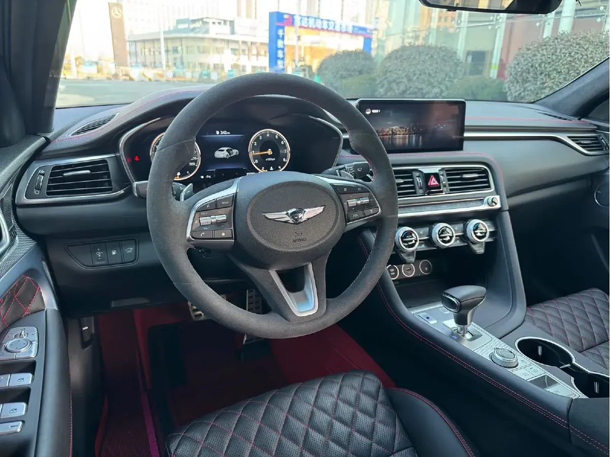 2021 Genesis G70 2.0T 245HP L4 8AT,autocango,china used car exporter,china ev exporter,chinese used car exporter,chinese used ev exporter