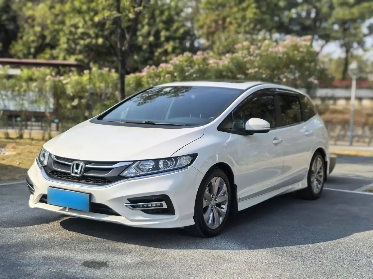 2017 Honda Jade 1.8L 141HP L4 5AT