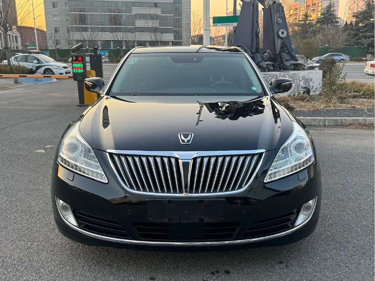 2014 Hyundai Equus 5.0L 430HP V8 8AT