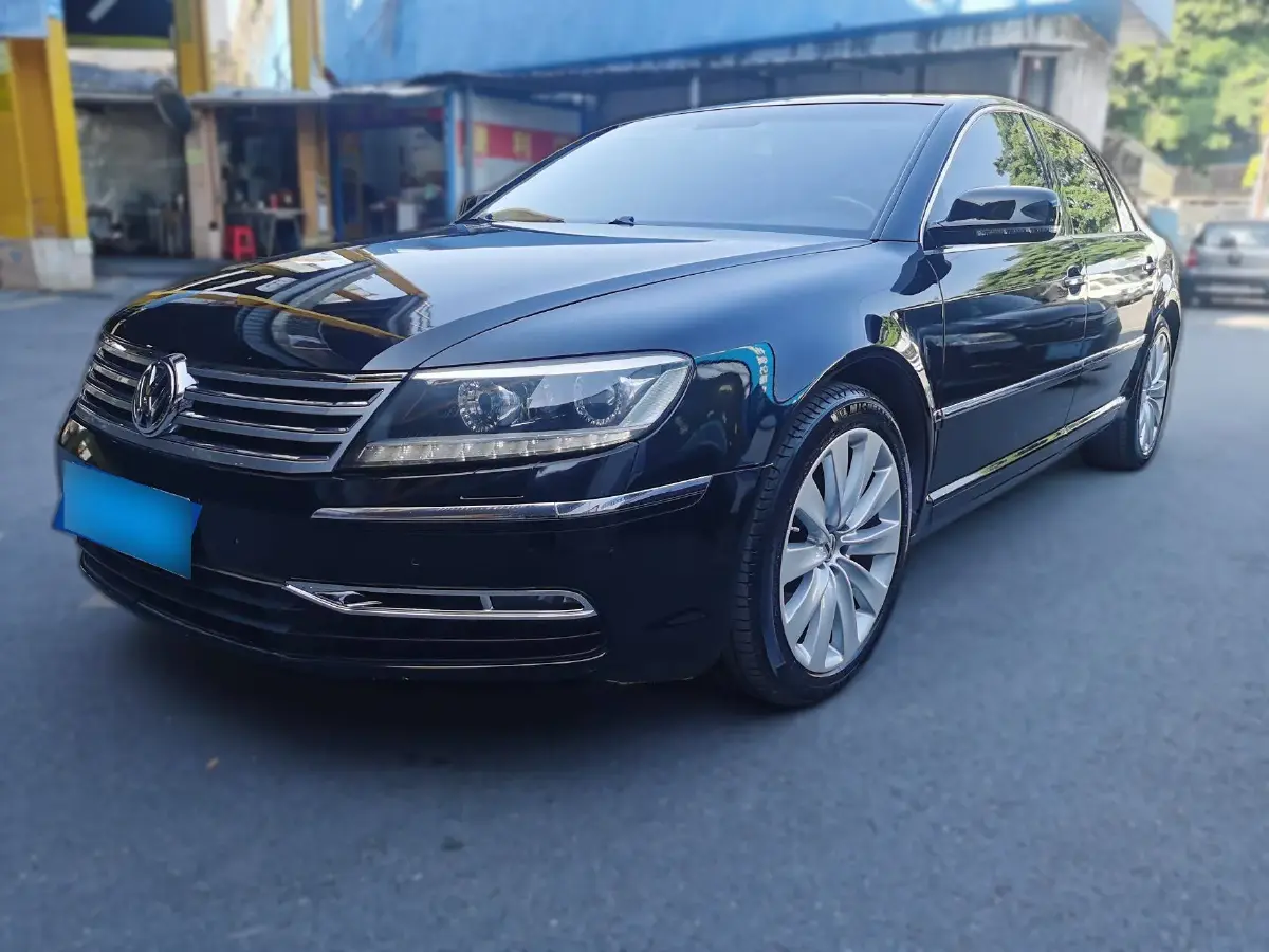 2012 Volkswagen Pheaton 4.2L 335HP V8 6AT