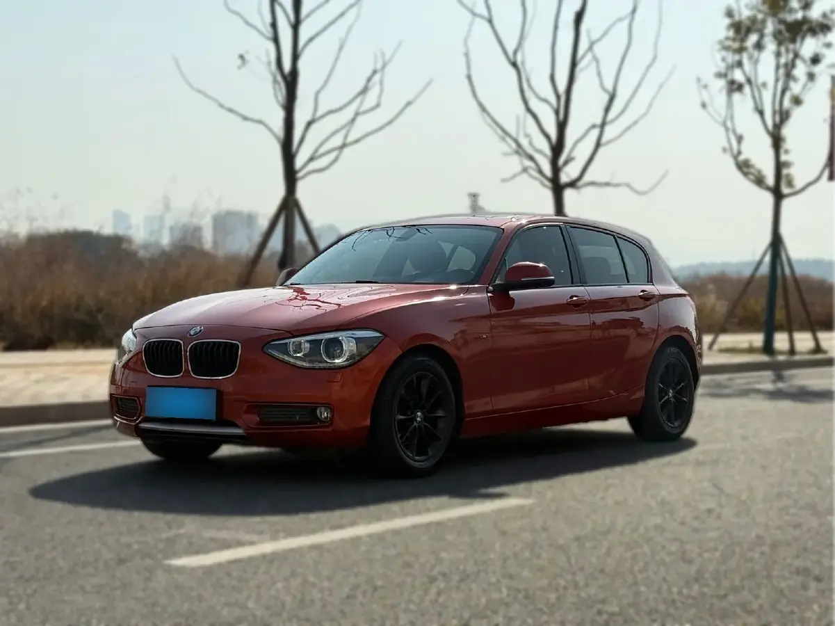 2013 BMW 1 Series 1.6T 136HP L4 8AT