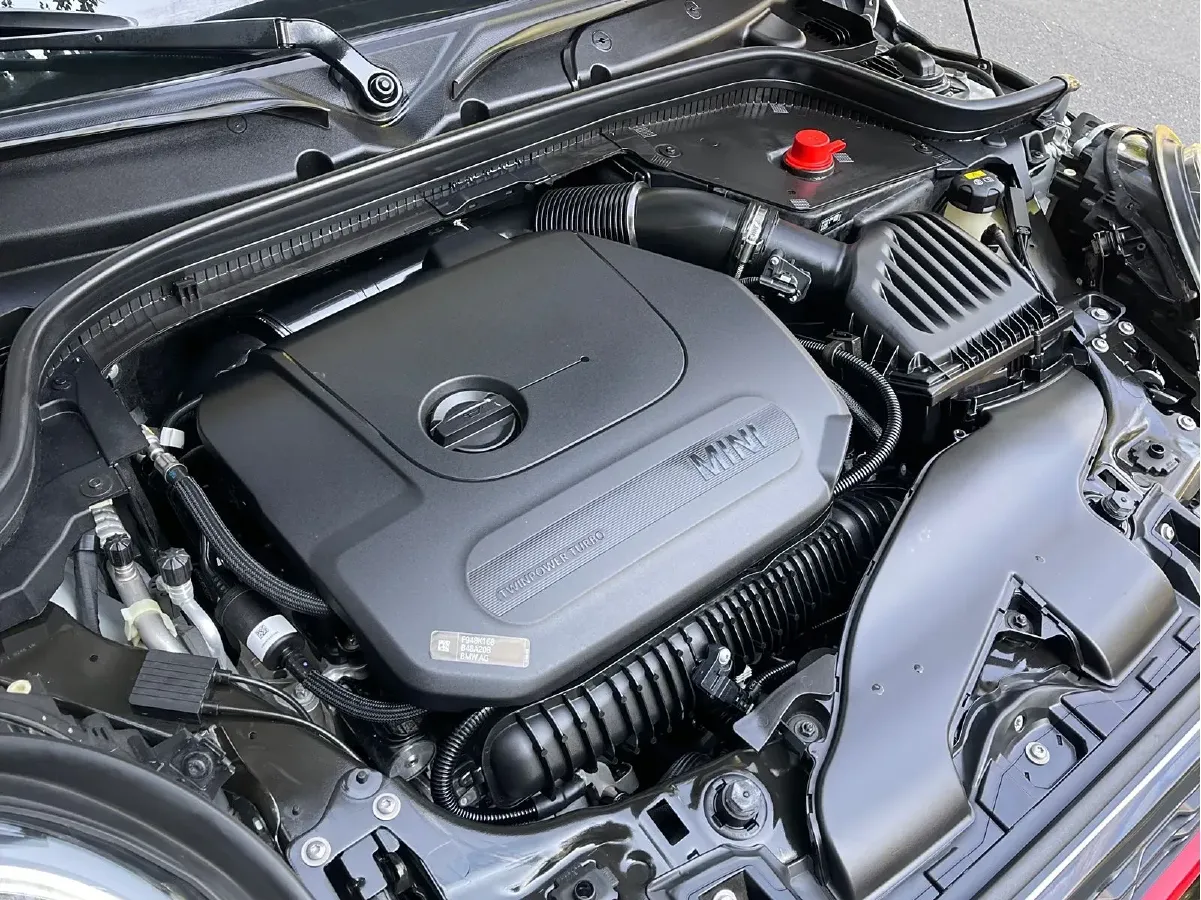 2018 MINI JCW 2.0T 231HP L4 8AT,autocango,china used car exporter,china ev exporter,chinese used car exporter,chinese used ev exporter