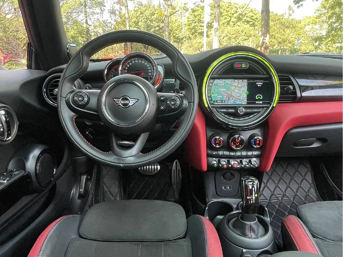 2018 MINI JCW 2.0T 231HP L4 8AT,autocango,china used car exporter,china ev exporter,chinese used car exporter,chinese used ev exporter