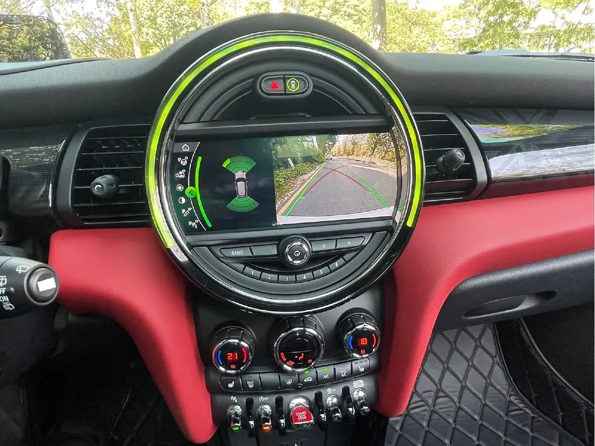 2018 MINI JCW 2.0T 231HP L4 8AT,autocango,china used car exporter,china ev exporter,chinese used car exporter,chinese used ev exporter