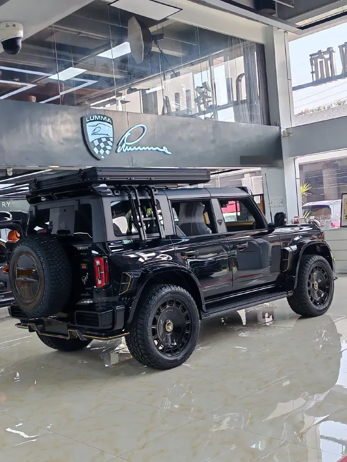 2024 Ford Bronco 2.3T 275HP L4 10AT,autocango,china used car exporter,china ev exporter,chinese used car exporter,chinese used ev exporter