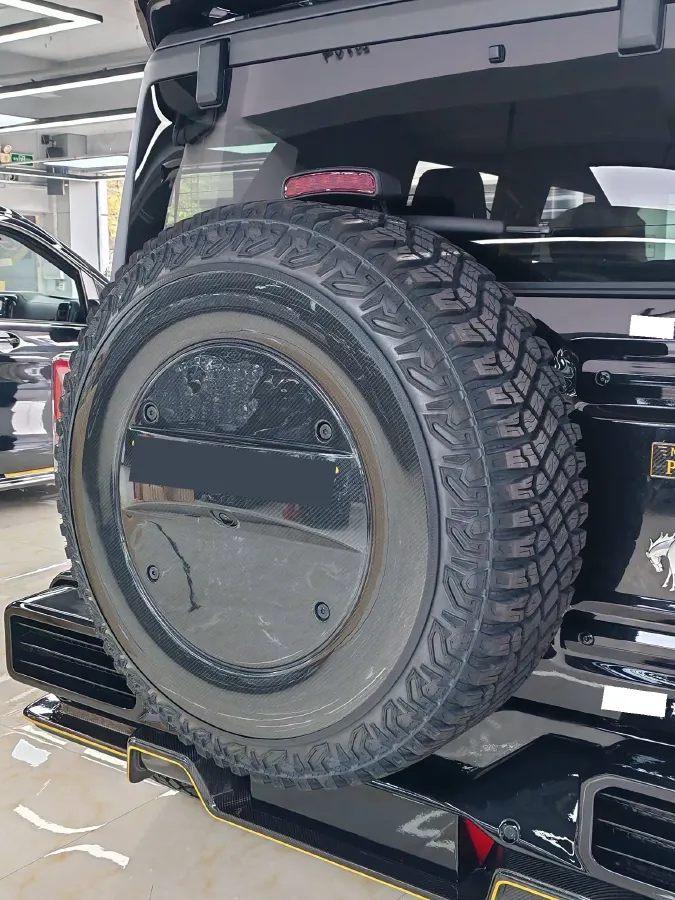 2024 Ford Bronco 2.3T 275HP L4 10AT,autocango,china used car exporter,china ev exporter,chinese used car exporter,chinese used ev exporter