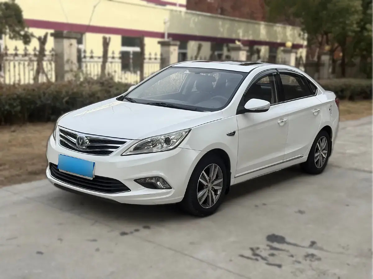 2016 ChangAn Eado 1.6L 125HP L4 5MT