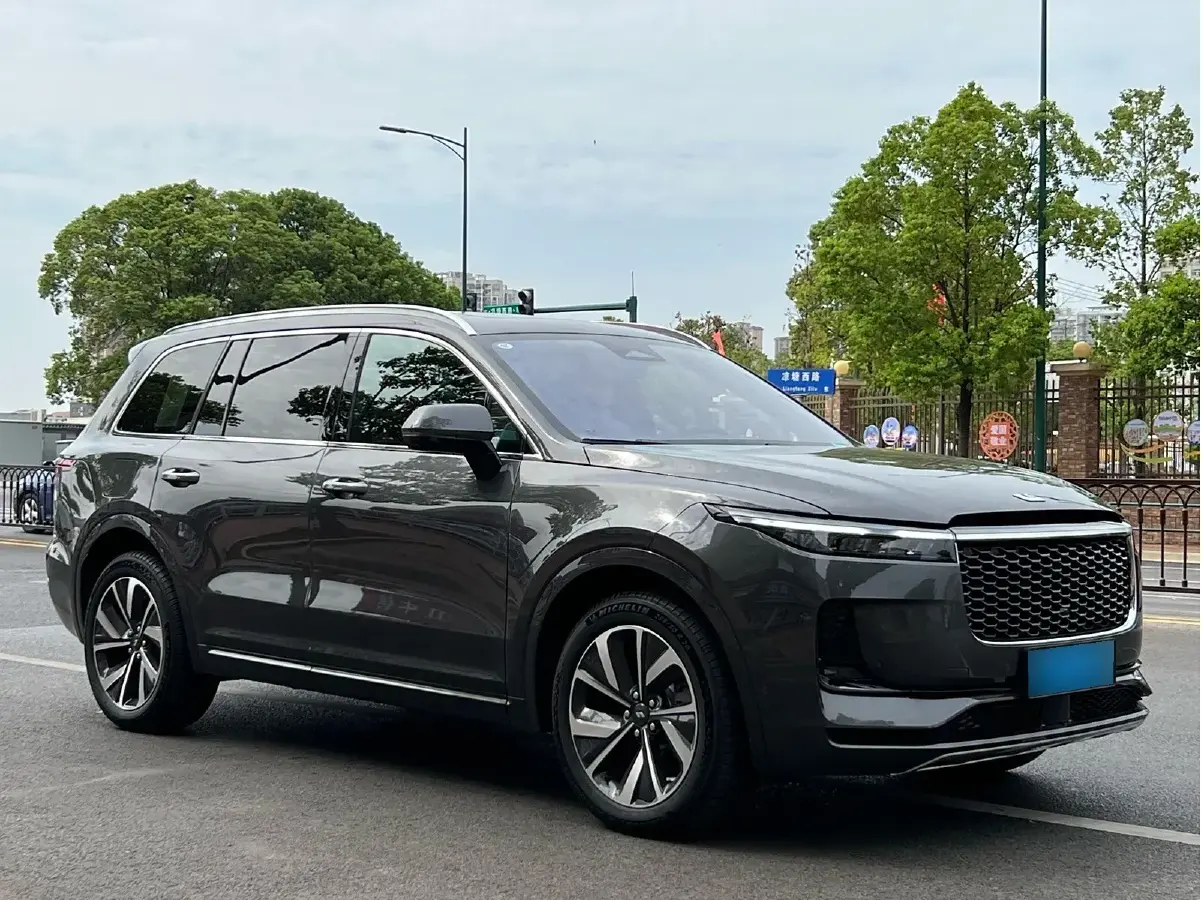 2021 Li ONE Range Extended 131HP REEV 40.5KWH
