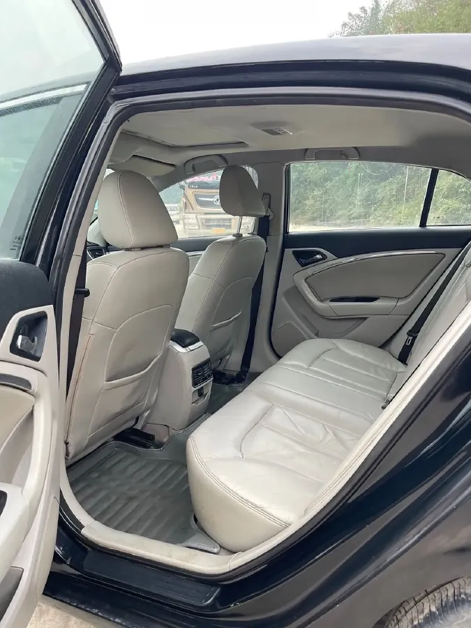 2014 Bestune B90 1.8T 186HP L4 6AT,autocango,china used car exporter,china ev exporter,chinese used car exporter,chinese used ev exporter