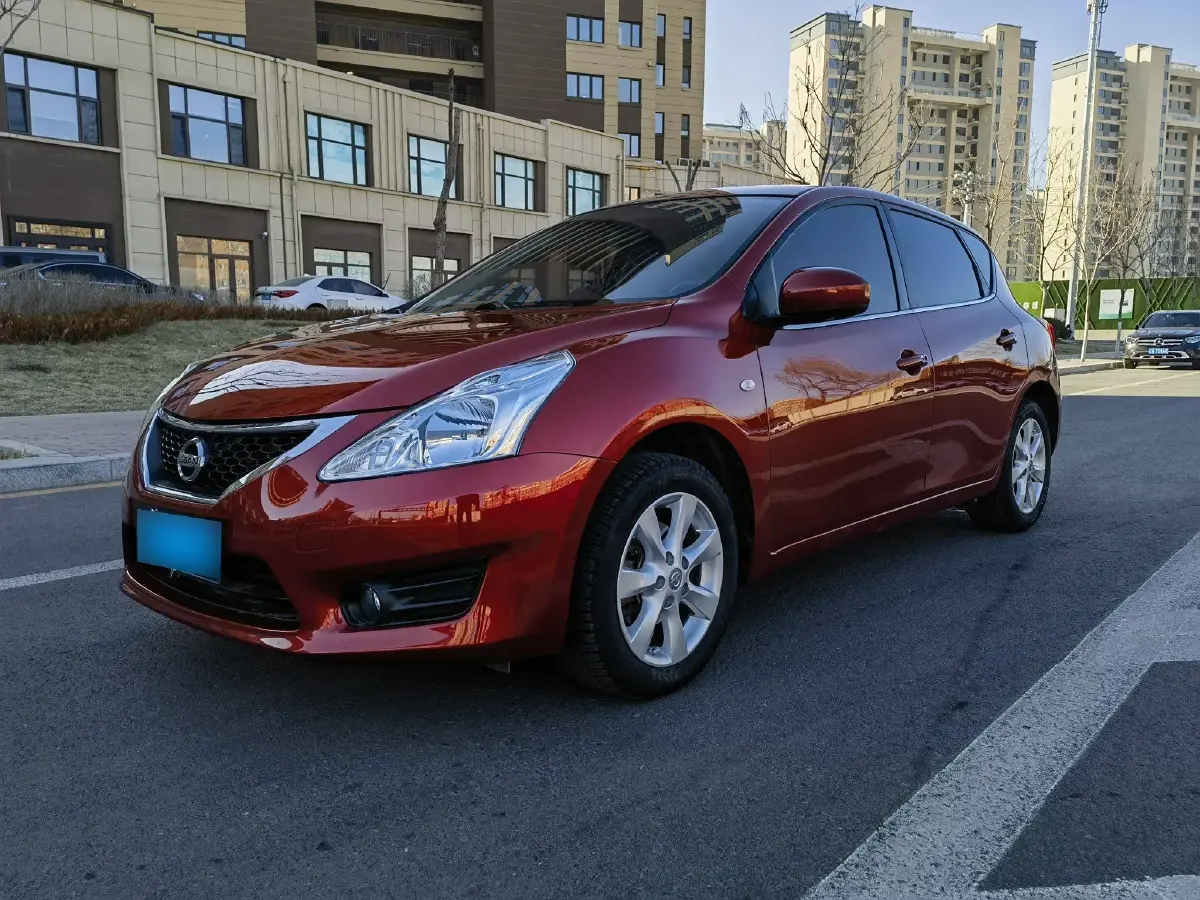 2013 Nissan Tiida 1.6L 126HP L4 CVT