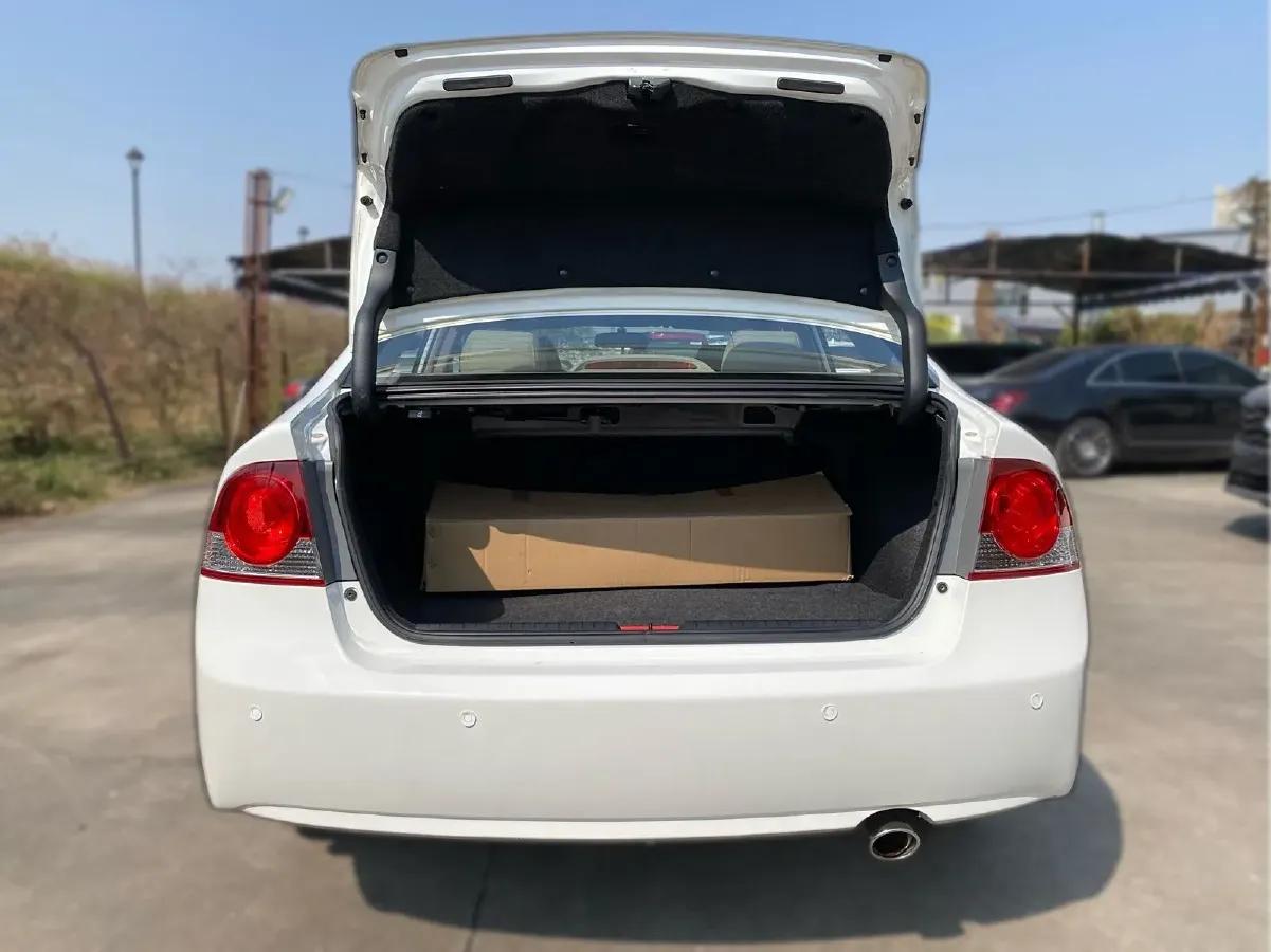 2012 Ciimo Ciimo 1.8L 140HP L4 5AT,autocango,china used car exporter,china ev exporter,chinese used car exporter,chinese used ev exporter