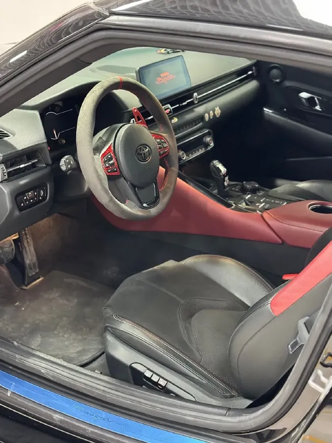 2021 Toyota Supra 3.0T 340HP L6 8AT,autocango,china used car exporter,china ev exporter,chinese used car exporter,chinese used ev exporter