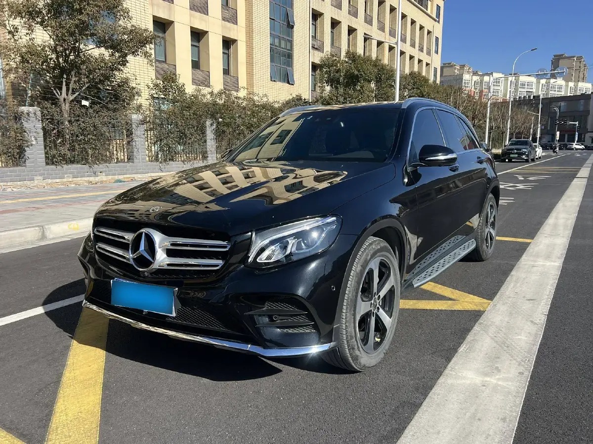 2019 Mercedes-Benz GLC Class 2.0T 211HP L4 9AT